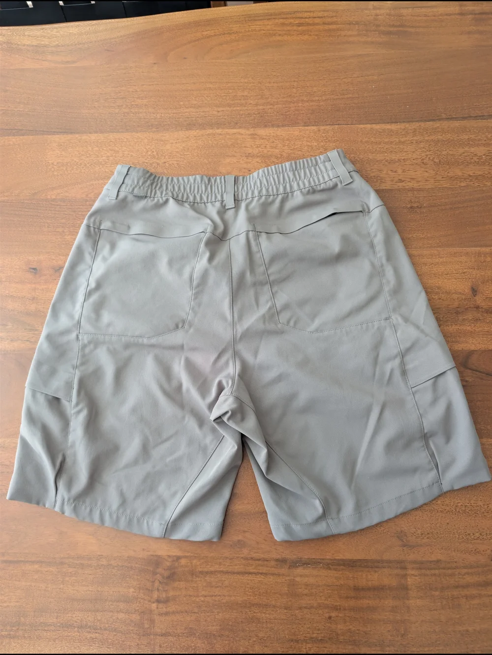 Lululemon Men's Commission Shorts 30 Gray Performance Golf Casual